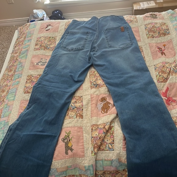 Cute Roxy flares - Picture 2 of 2